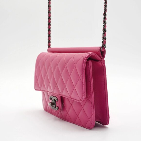 Pre-owned CHANEL Pink Quilted Lambskin Crossing Times Flap Bag - Picture 2 of 6
